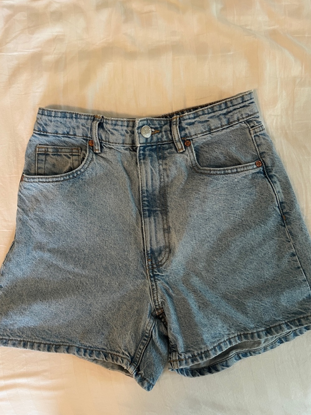 Zara Light Blue Denim High-Waist Women’s Shorts